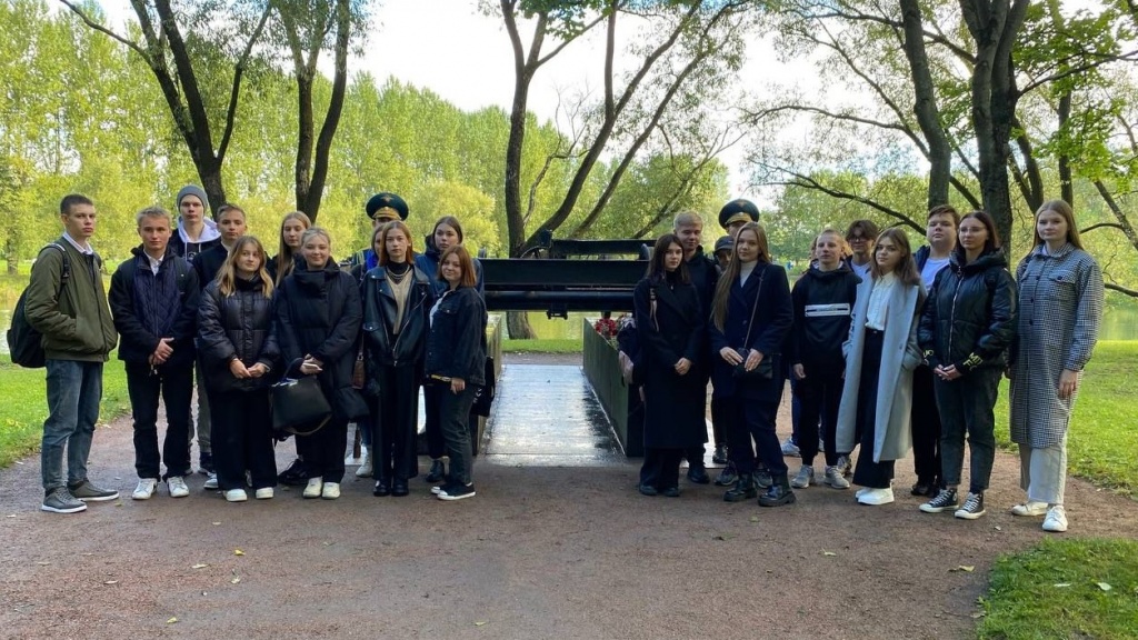 WhatsApp Image 2022-09-07 at 11.59.54.jpeg